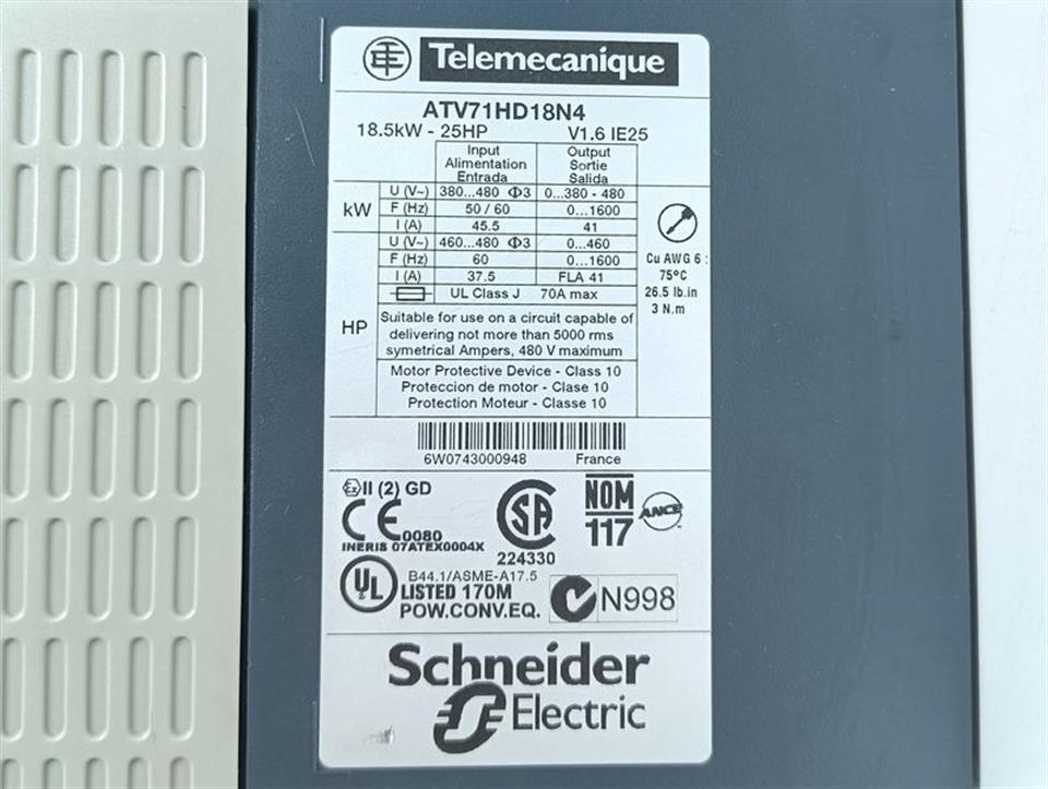 Schneider Telemecanique ATV71HD18N4 TESTED & NEUWERTIG