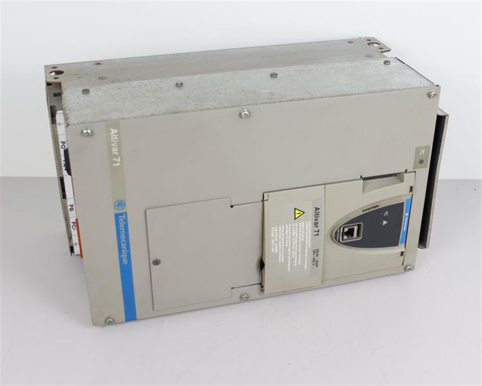schneider-telemecanique-atv71hd22n4-altivar-71-v11-ie06-22kw-380-480v-tested-61041-1.jpg