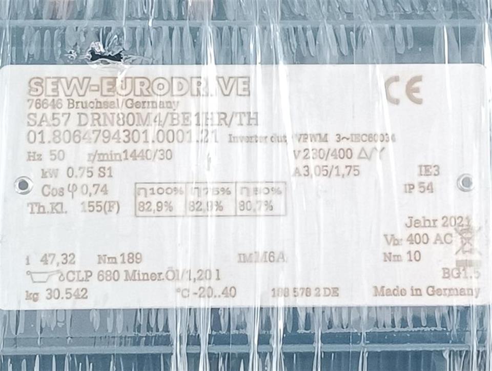 sew-servo-getriebe-motor-sa57-drn80m4be1hrp-rmin-144030-075kw-unused-84046-5.jpg
