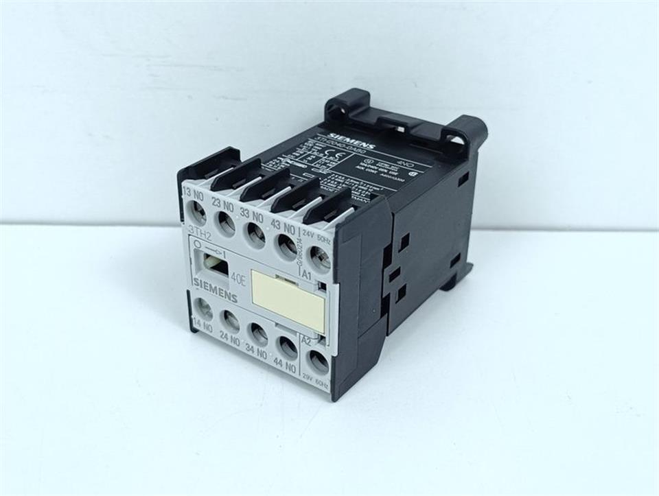 siemens-3p20-40-0ab0-hilfsschuetz-3p2040-0ab0-24v-50hz-unused-und-ovp-80759-3.jpg