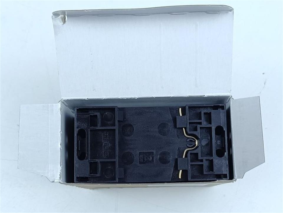 siemens-3rv2011-1ca10-unused-und-ovp-82476-7.jpg