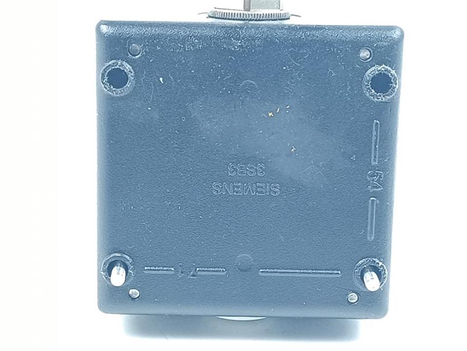 Siemens 3SB3 Metallgehäuse mit 2 x 3SB3420-0B Schaltelement TOP ZUSTAND