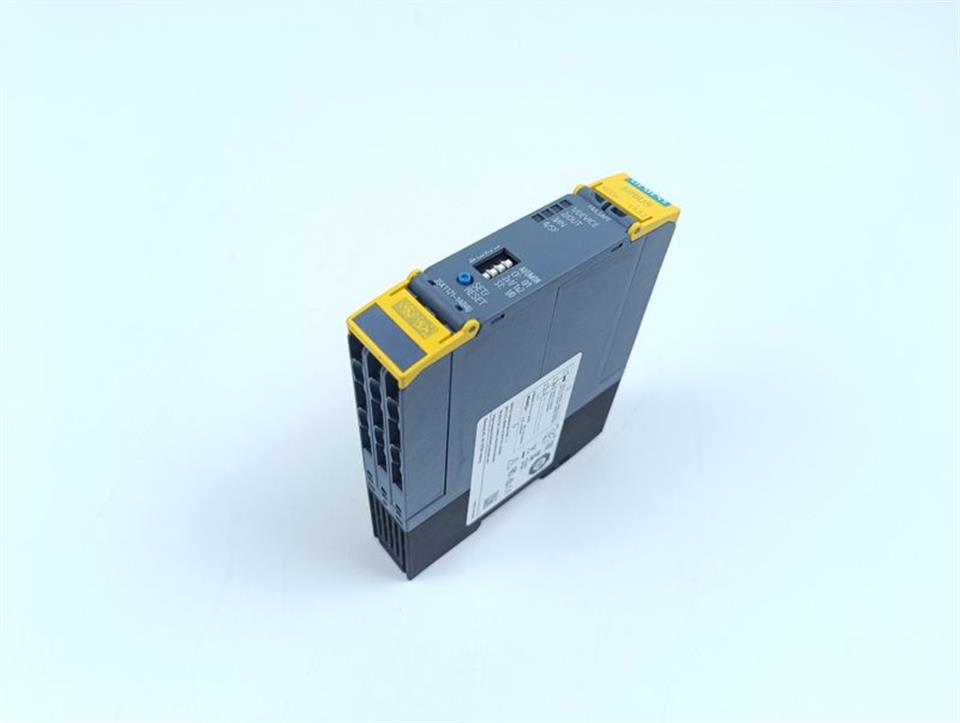 siemens-3sk1121-1ab40-safety-relay-unused-und-ovp-79217-5.jpg