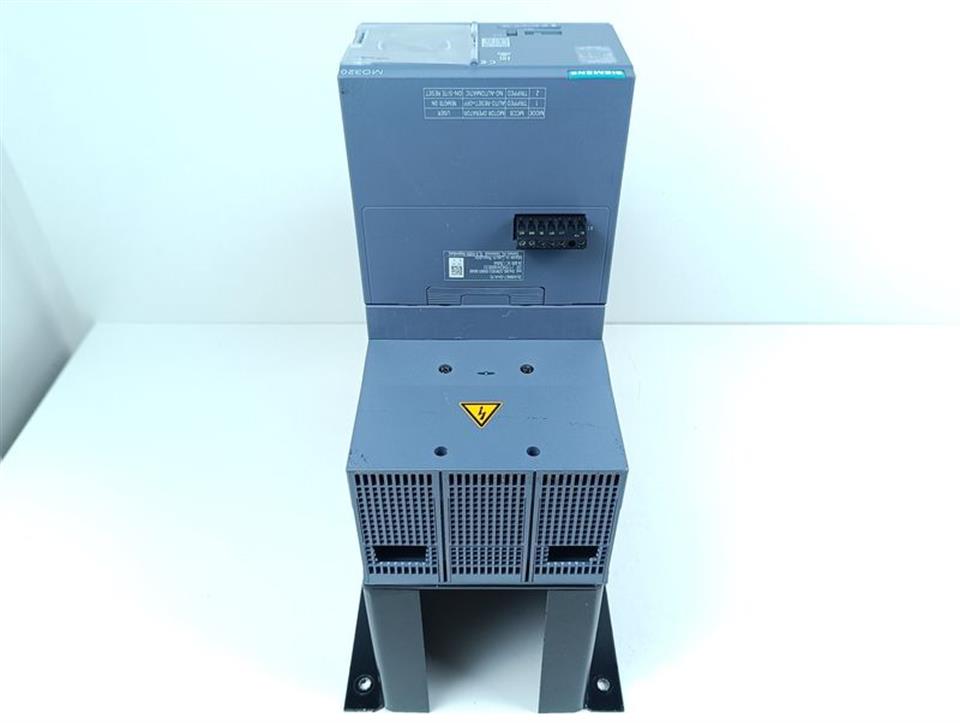 Siemens 3VA2340-5HL32-0AA0 + 3VA9467-0HA10 E:02 NEUWERTIG