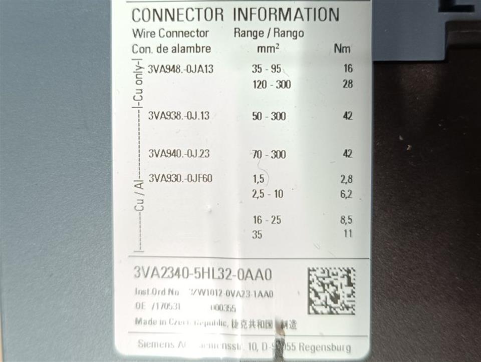 Siemens 3VA2340-5HL32-0AA0 + 3VA9467-0HA10 E:02 NEUWERTIG