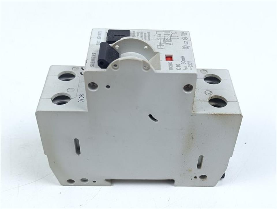 Siemens 5SU1 354-1KV10 5SU1354-1KV10 RCBO C10 30mA ~230V GEBRAUCHT GUT