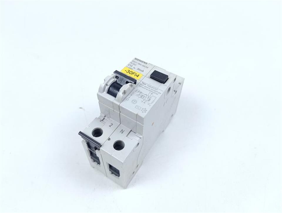 Siemens 5SU1354-1KK13 RCBO C13 30mA ~230V Gebraucht