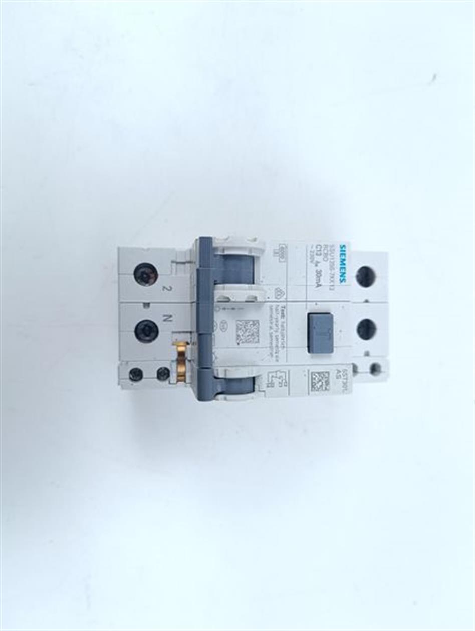 Siemens 5SU1356-7KK13 RCBO C13 30mA 230V + 5ST301.AS 5ST3010 TOP ZUSTAND