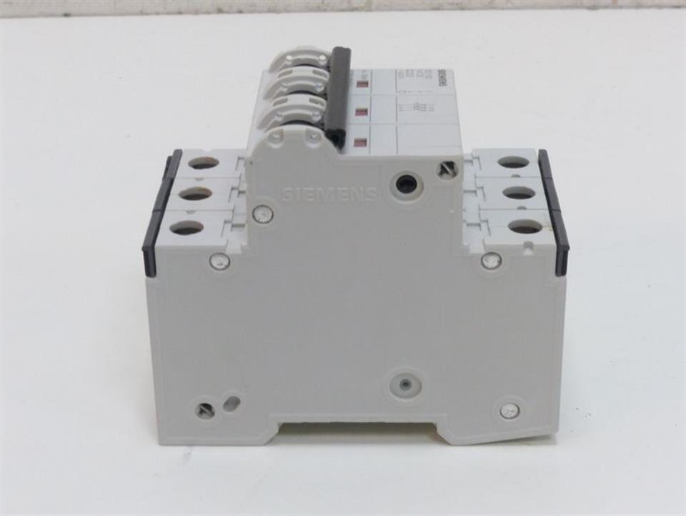 siemens-5sy8332-7-5sy83-mcb-c32-32a-400v-top-zustand-54772-2.jpg