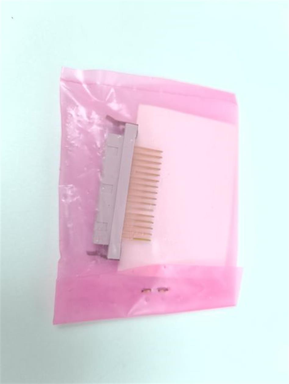 siemens-6es5983-0ba11-zwischenstueck-unbenutzt-und-ovp-und-sealed-63328-3.jpg