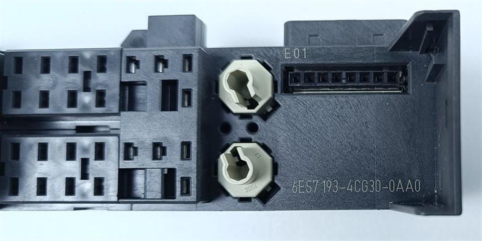 siemens-6es7-138-4fb04-0ab0-modul-6es7-193-4cg30-0aa0-sockel-top-zustand-62441-4.jpg