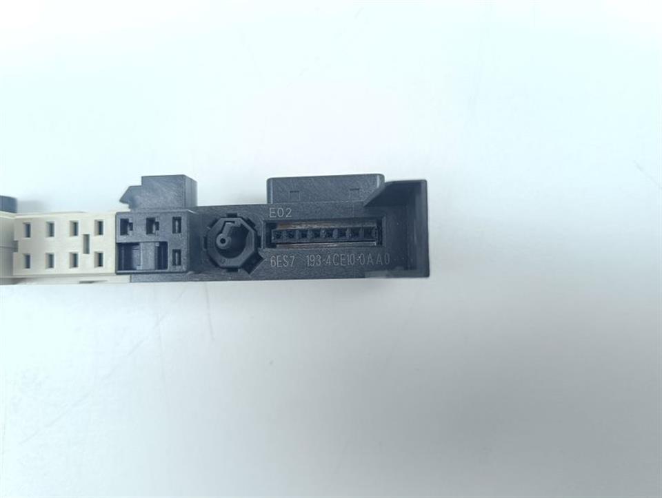 siemens-6es7-193-4ce10-0aa0-tm-p15c22-01-unused-80082-3.jpg