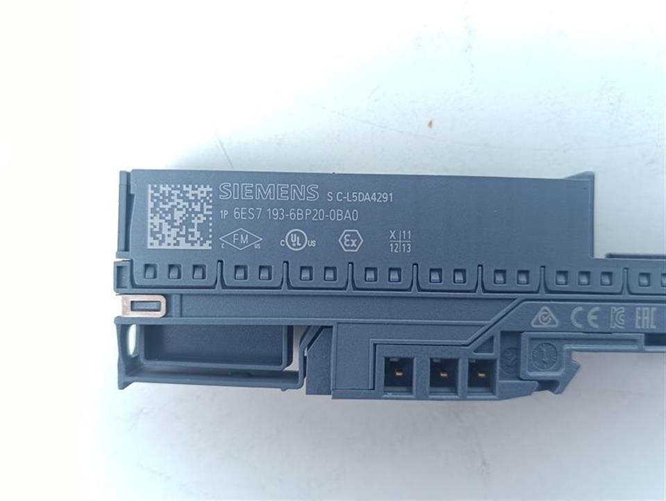 Siemens 6ES7 193-6BP20-0DA0 X300 Type: A0 FS 10 Modul Base Unit NEUWERTIG