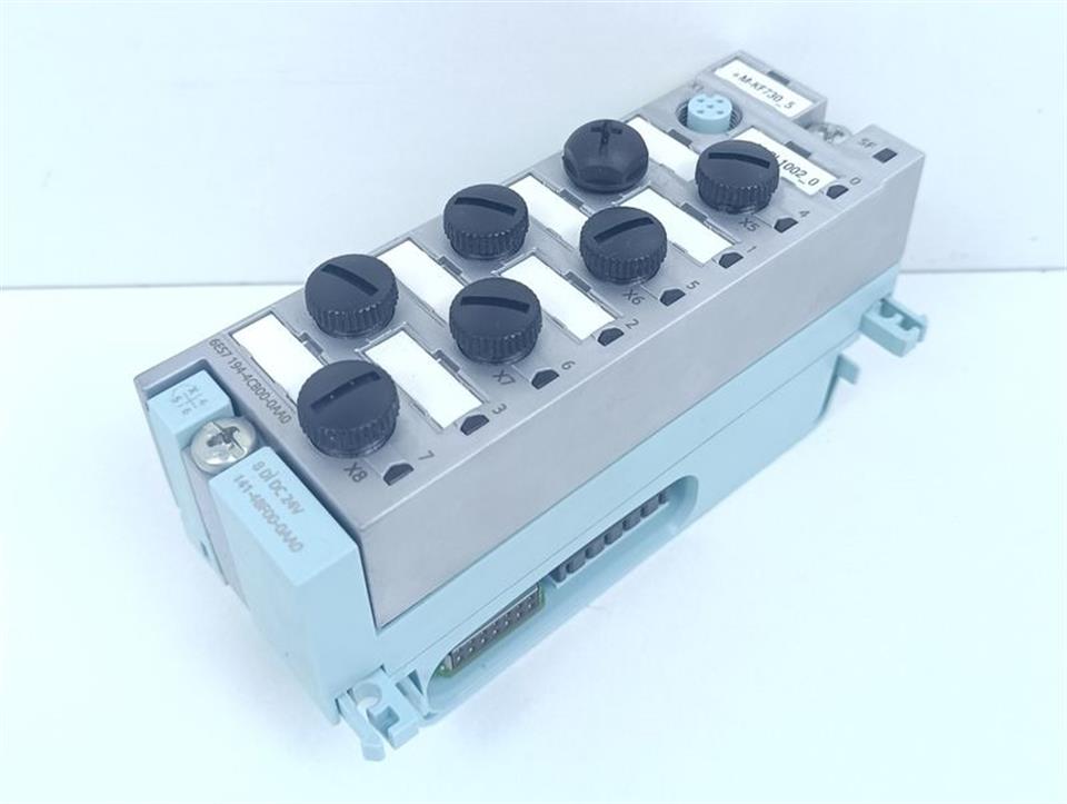siemens-6es7-194-4cb00-0aa0-141-4bf00-0aa0-anschlussmodul-top-zustand-62625-1.jpg