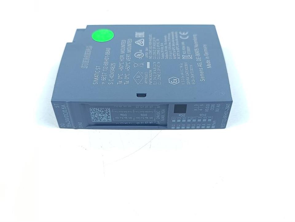 Siemens Digital Output Module 6ES7 132-6BH01-0BA0 E: 02 NEUWERTIG