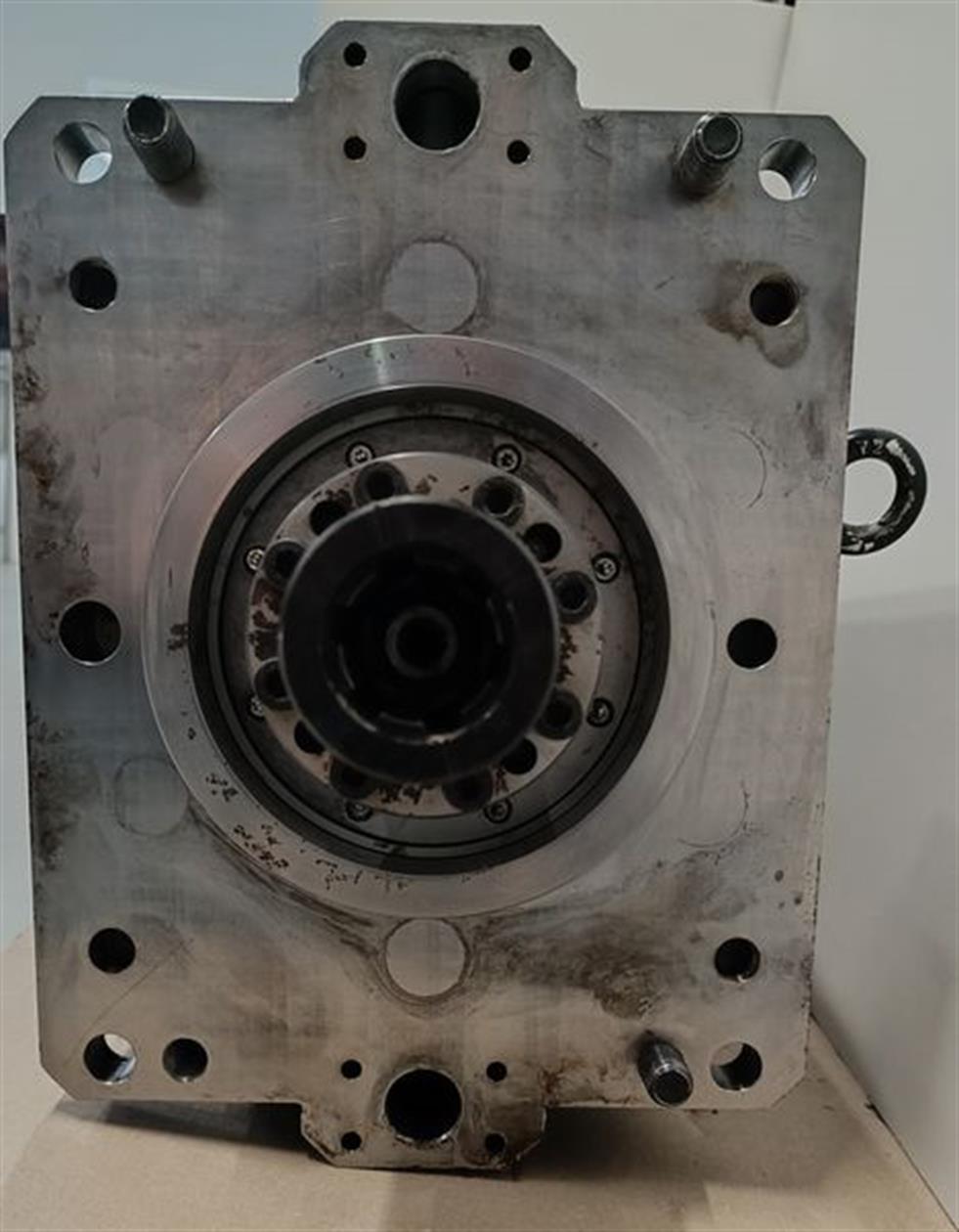 siemens-hauptspindelmotor-1ph8137-1sd02-3le1-z-w2d225-eb14-14-top-zustand-62186-2.jpg