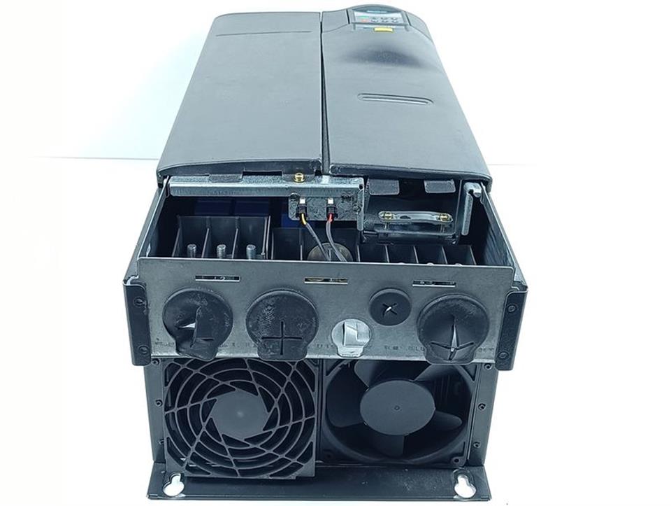 Siemens Micromaster 440 6SE6440-2AD33-0EA1 Issue A 30KW GEBBRAUCHT