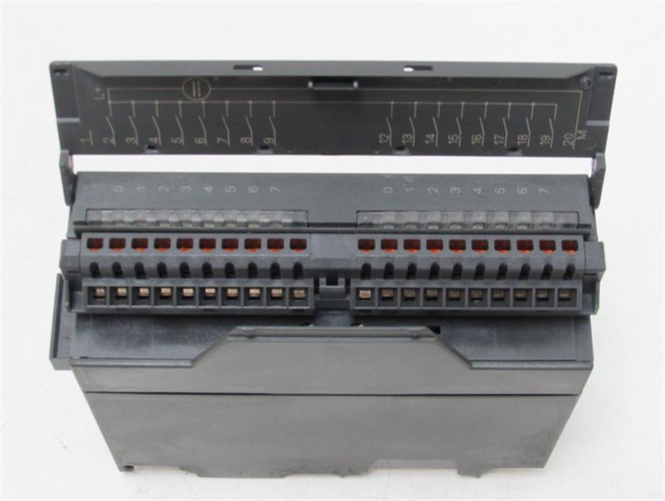 siemens-s7-300-6es7-321-1bh02-0aa0-sm321-e-st03-stecker-tested-neuwertig-71424-2.jpg