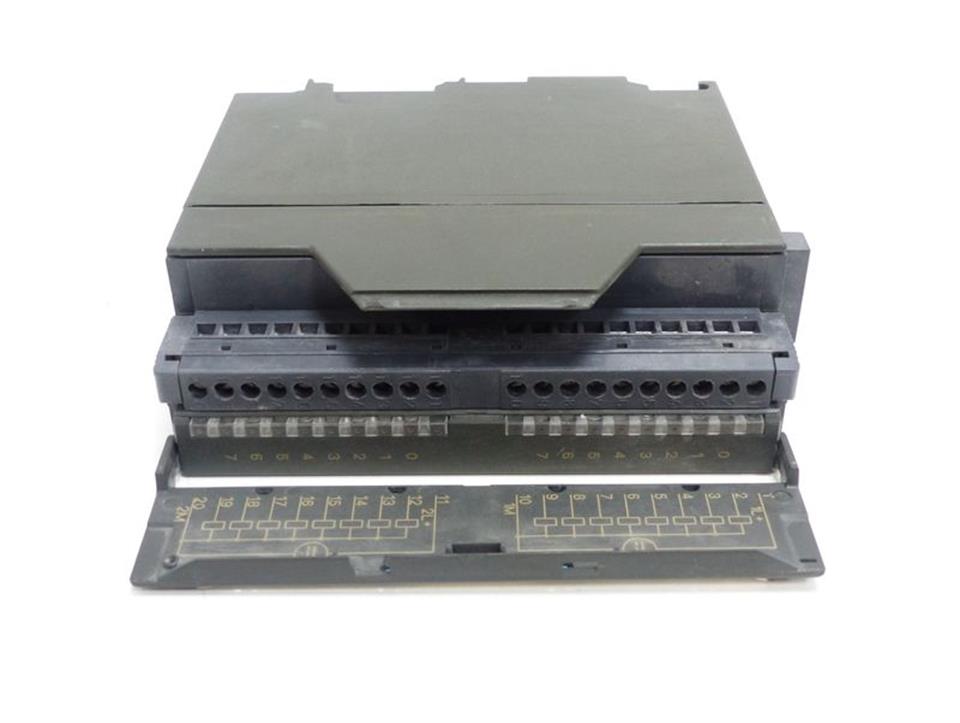 siemens-s7-6es7-322-1bh01-0aa0-sm322-do-6es7322-1bh01-0aa0-est1-top-zustand-50776-2.jpg