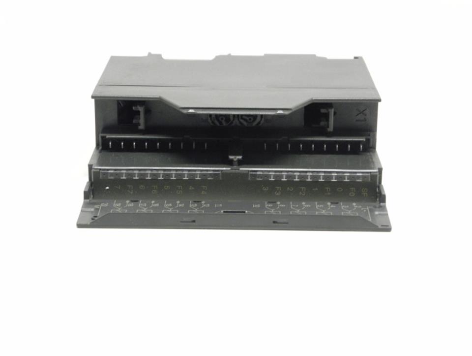 siemens-s7-6es7-322-8bf00-0ab0-sm322-6es7322-8bf00-0ab0-estand-02-75467-3.jpg
