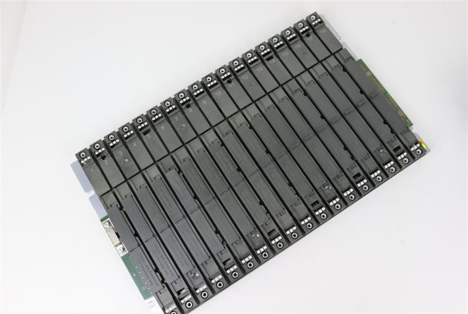Siemens S7 6ES7400-1TA01-0AA0 18 Slot Rack TOP ZUSTAND