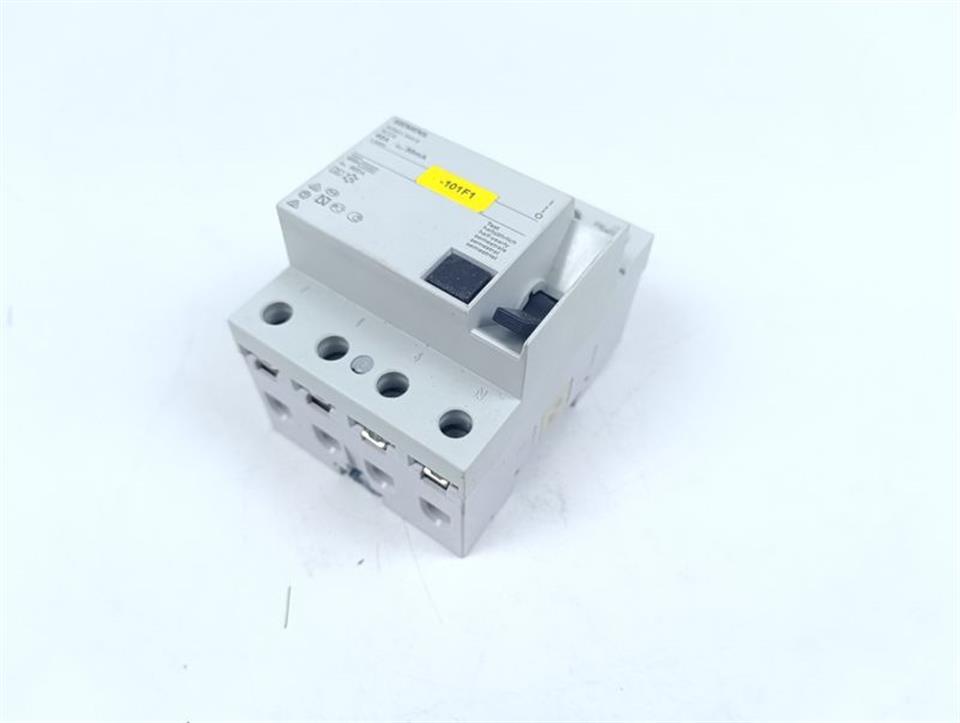 SIEMENS Schutzschalter 5SM3344-6 RCCB 40A 30mA 5SM3 344-6 TOP ZUSTAND