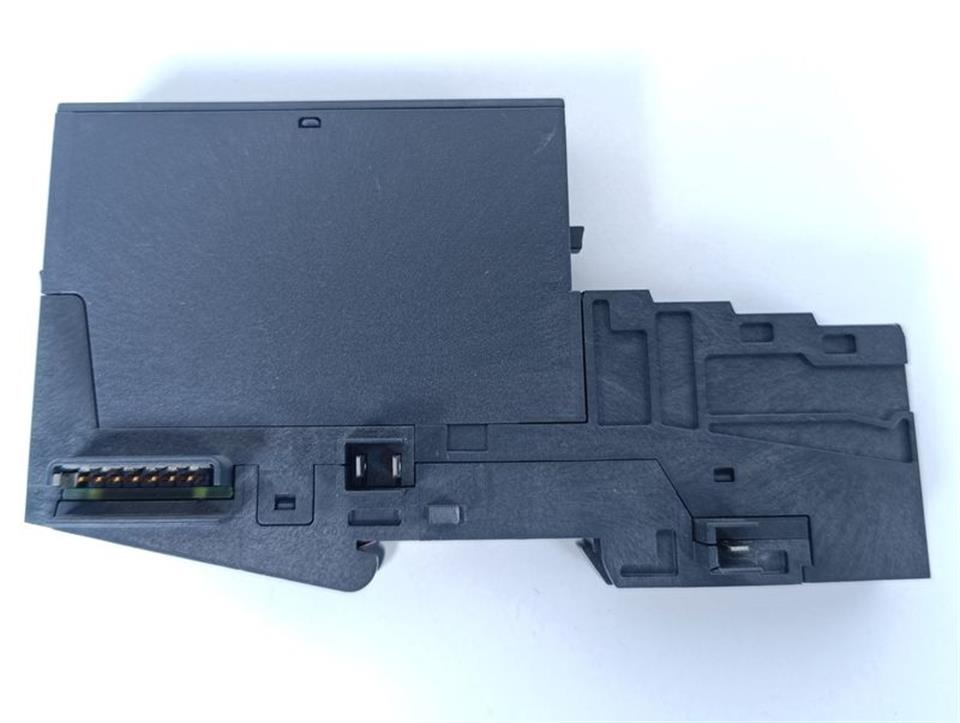 siemens-simatic-s7-6es7-131-4bd01-0aa0-tm-e15c24-a1-top-zustand-79229-3.jpg