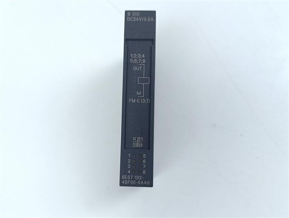 Siemens Simatic S7 6ES7 132-4BF00-0AA0 E-St: 20 Modul 8 DO DC24V/0.5A TOPZUSTAND