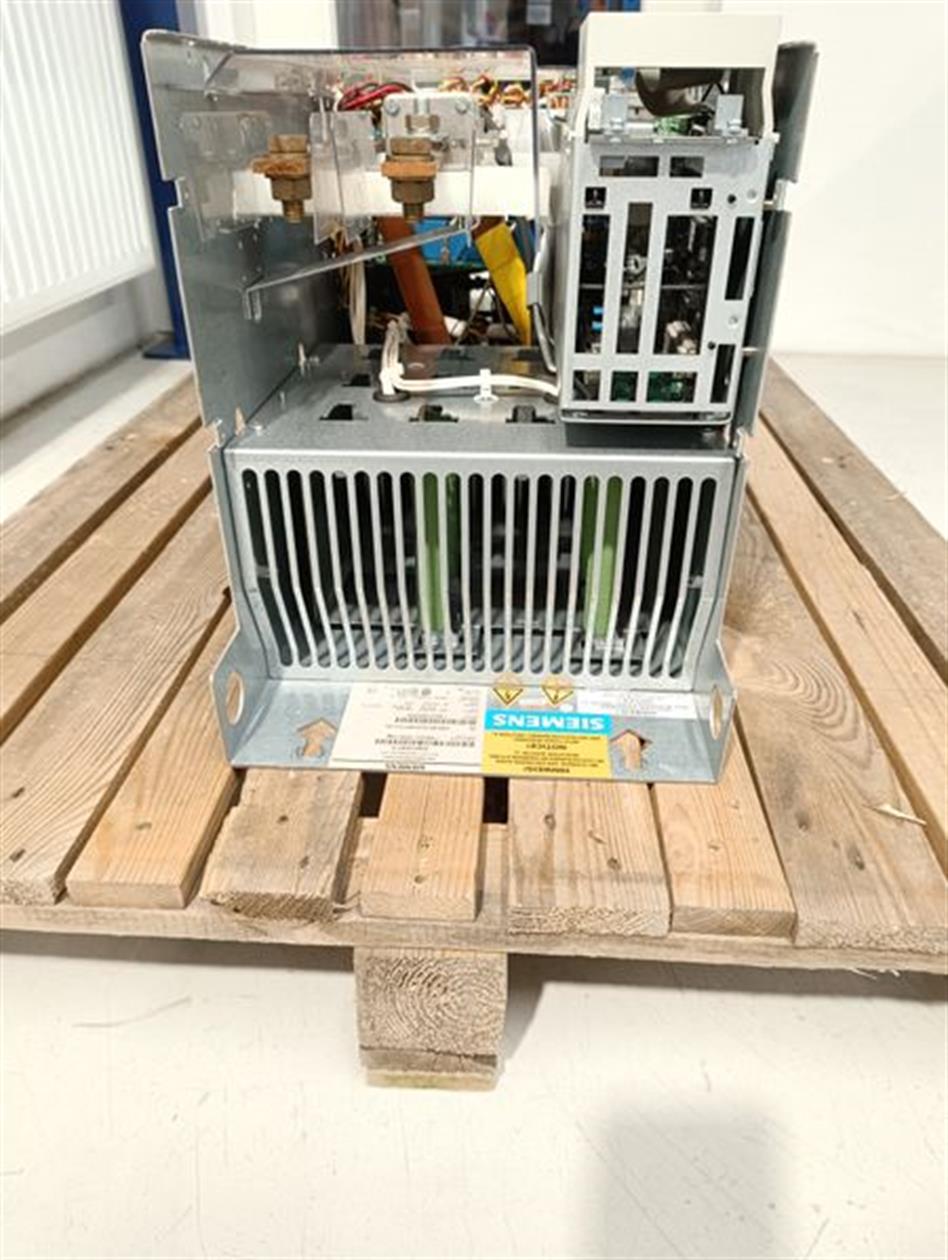 siemens-simovert-p-ein-rueckspeise-6se7031-7ee85-1aa0-erz-stand-a2-top-zustand-81020-3.jpg