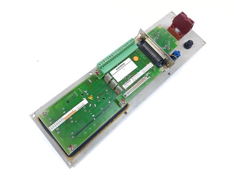 siemens-sinumerik-6fc-3138-3ef-maschinensteuertafel-6fc3138-3ef-65022-2.jpg