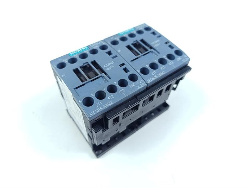 Siemens SIRIUS 2x 3RT2015-1BB42 E-St: 03 Top Zustand