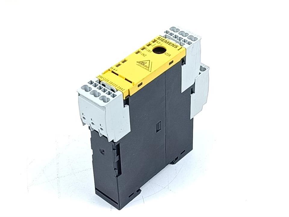 Siemens Sirius 3RK1205-0BG00-0AA2 E:06 Spannungsüberwachung TOP ZUSTAND