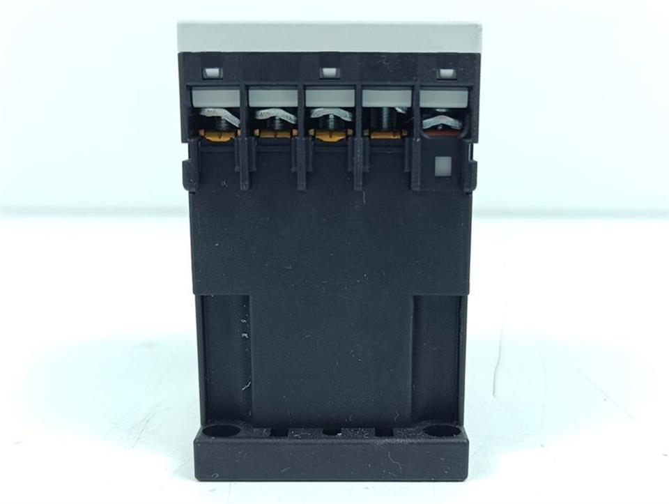 siemens-sirius-3rt1017-1bb42-24v-55kw-400v-e05-top-zustand-82471-3.jpg