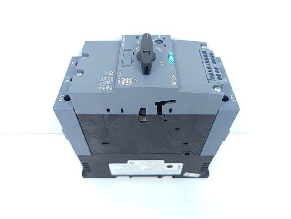 siemens-sirius-3rv2042-4ja10-leistungsschalter-45-63a-top-zustand-62906-2.jpg