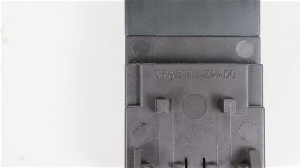 siemens-verbindungsbaustein-3ra2911-2aa00-top-zustand-58755-3.jpg
