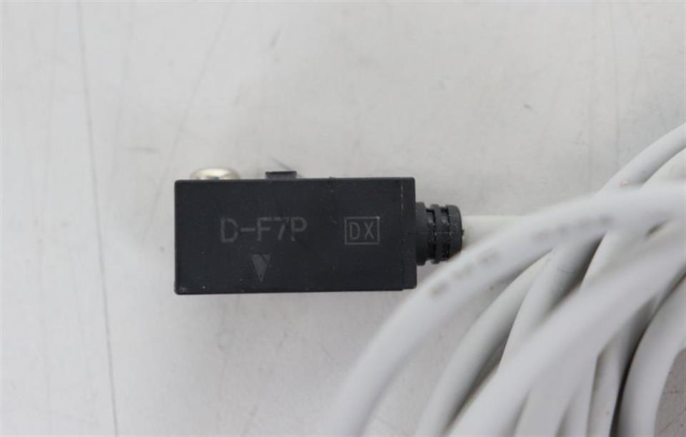 smc-d-f7p-signalgeber-naeherungsschalter-sensor-neuwertig-61369-3.jpg