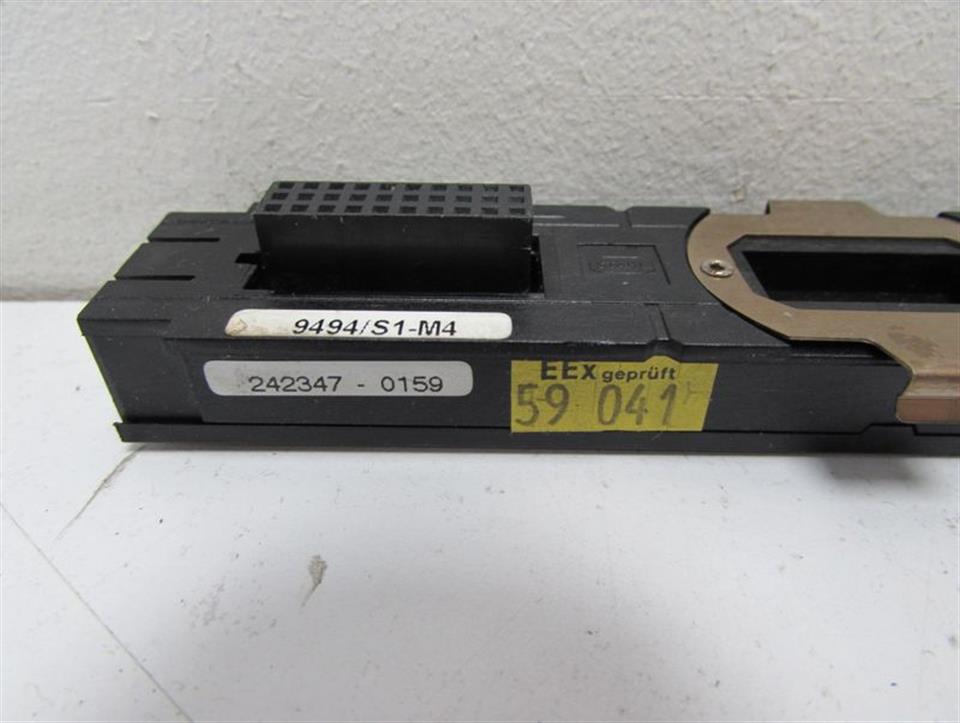 stahl-9494s1-m4-remote-io-is1-busrail-9494-54508-3.jpg
