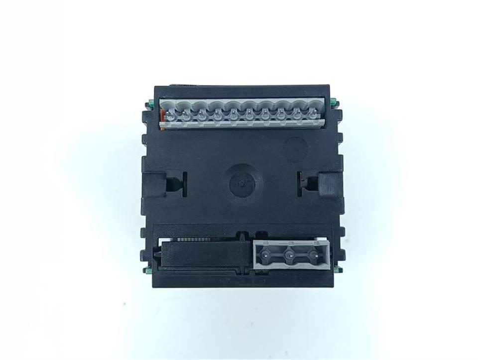 stoerk-tronic-st72-3103-250v-5060hz-unused-82265-3.jpg