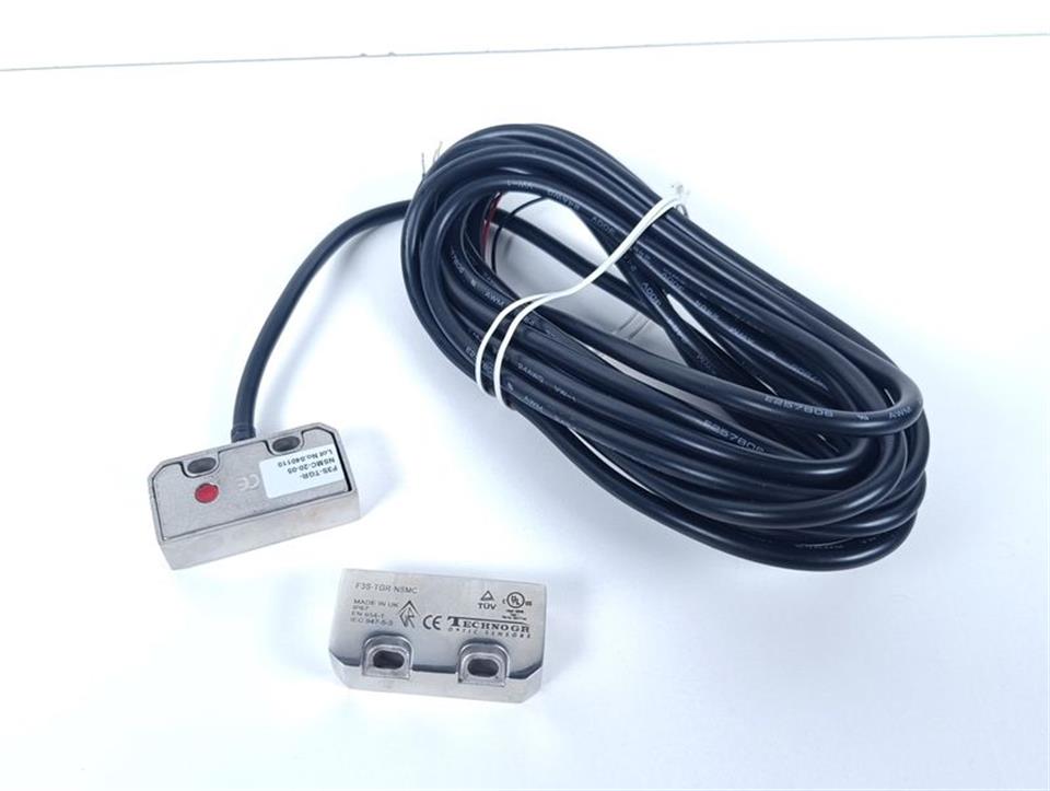 techno-gr-f3s-tgr-nsmc-20-05-magnetischer-sicherheitsschalter-top-zustand-78890-2.jpg