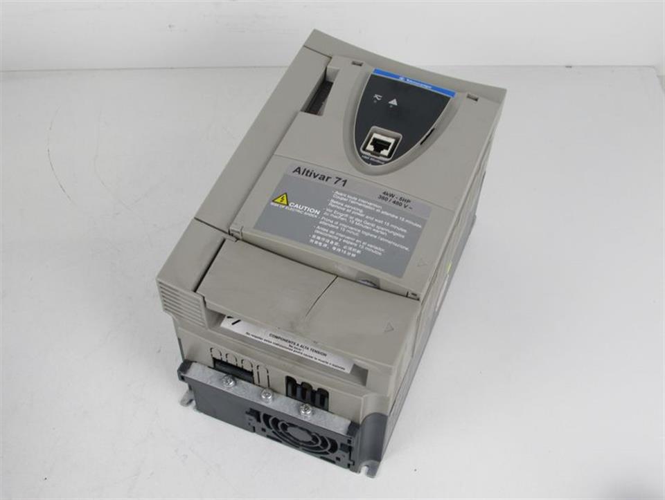 Telemecanique Schneider Electric Altivar 71 ATV71HU40N4 4kW 400V TESTED
