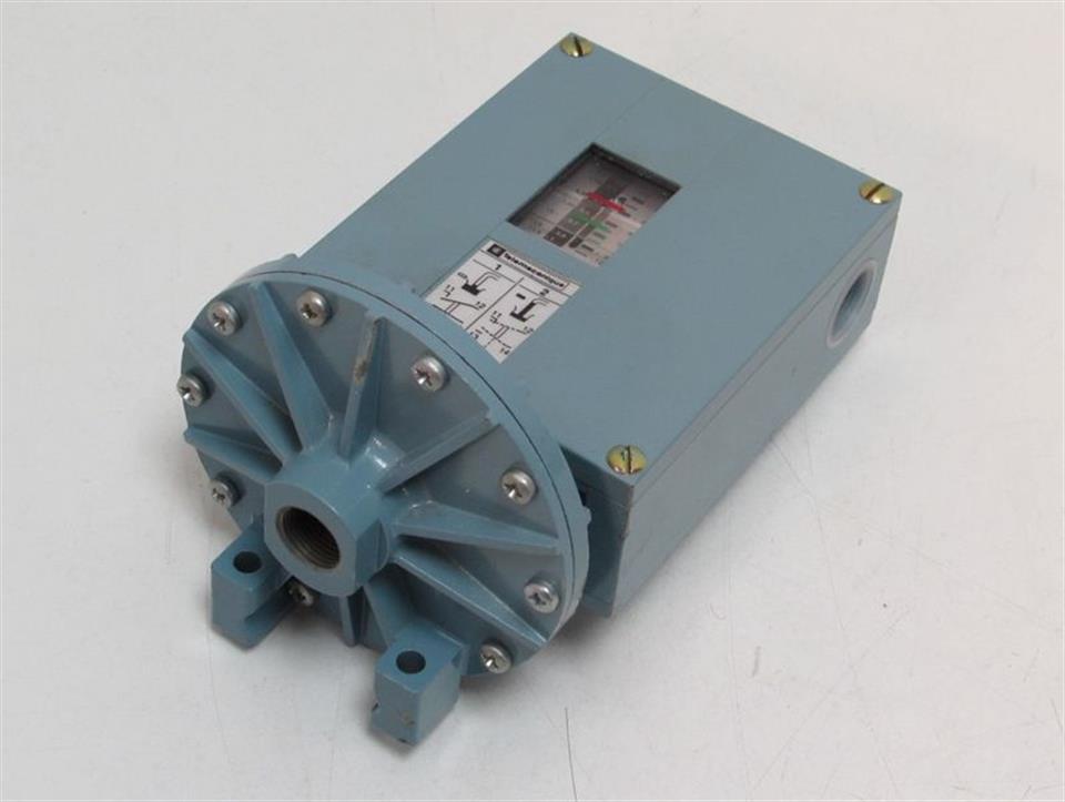 telemecanique-xmg-b091-vakuum-druckmesser-xmgb091-neuwertig-70906-1.jpg