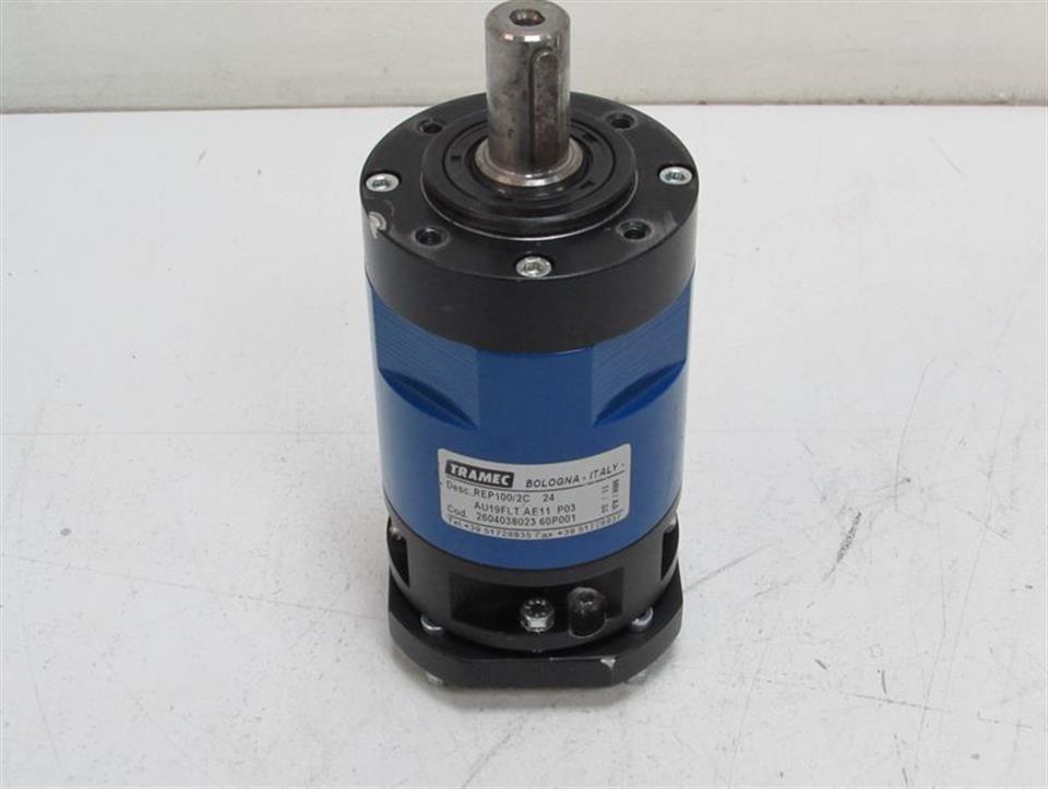 tramec-motor-rep1002c-24-au19fltae11-p03-top-zustand-54200-2.jpg