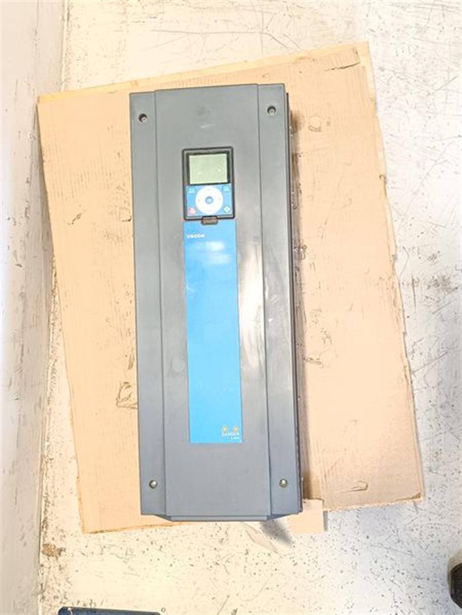 vacon-0100-3l-0087-5flowdpapdlde-400v-45kw-tested-und-topzustand-83000-4.jpg