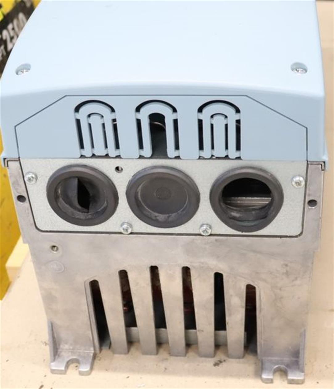 vacon-frequenzumrichter-nxs00385a2h1sssa1a3000000-tested-und-top-zustand-62089-5.jpg