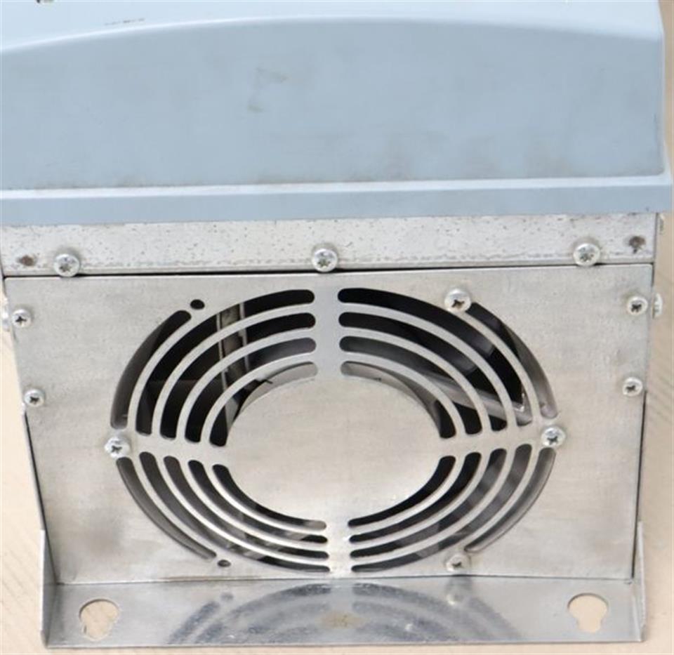 vacon-frequenzumrichter-nxs01055a2h1sssa1a3000000-tested-und-top-zustand-62100-8.jpg