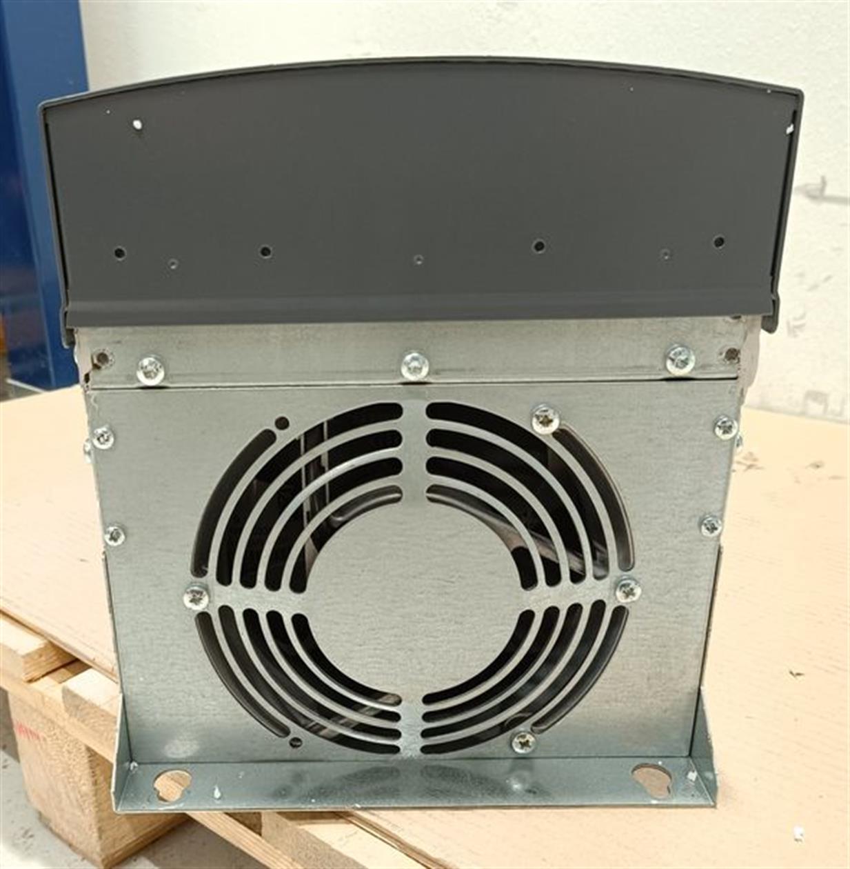 vacon-nxi00725a5-t0cssa1af0000-frequenzumrichter-72a-tested-und-unused-und-ovp-78556-8.jpg