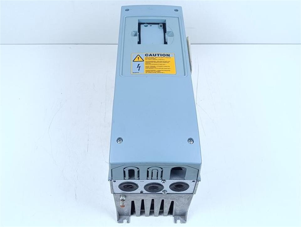 vacon-nxl00235c2h1sss0000-tested-und-top-zustand-82665-3.jpg
