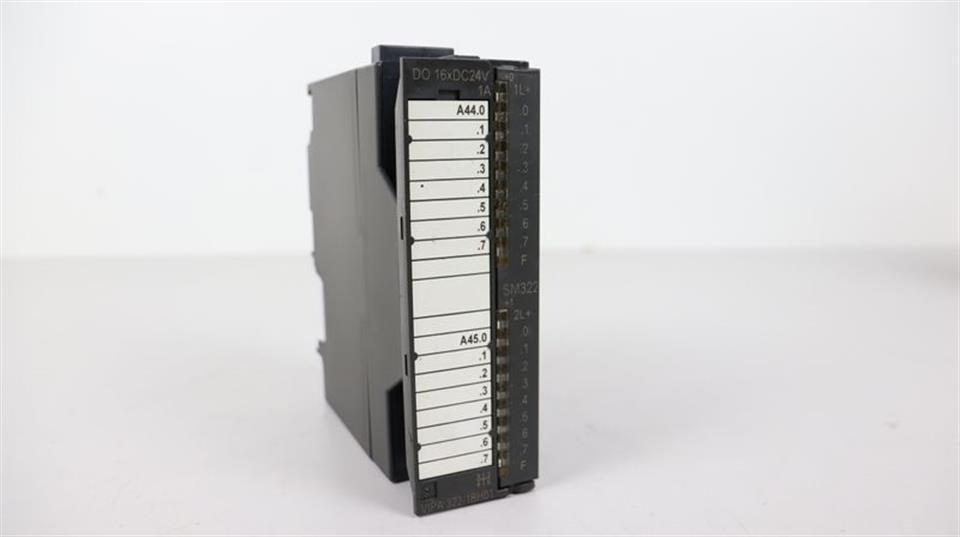 vipa-sm322-322-1bh01-3221bh01-do-16xdc24v-top-zustand-57826-2.jpg