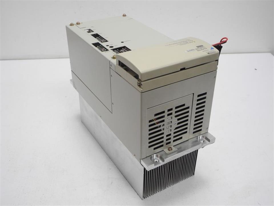 yaskawa-inverter-cimr-mx-n2015-200v-cimr-mxn2015-ac-3ph-230v-top-zustand-77996-3.jpg