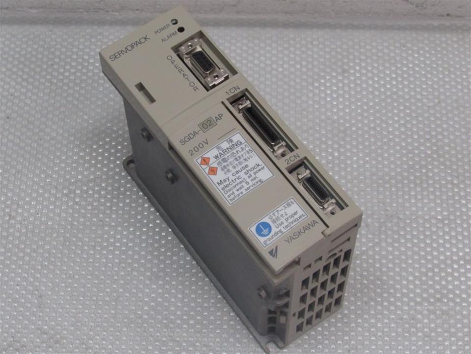 yaskawa-sgda-02ap-servopack-200w-230v-new-70341-4.jpg